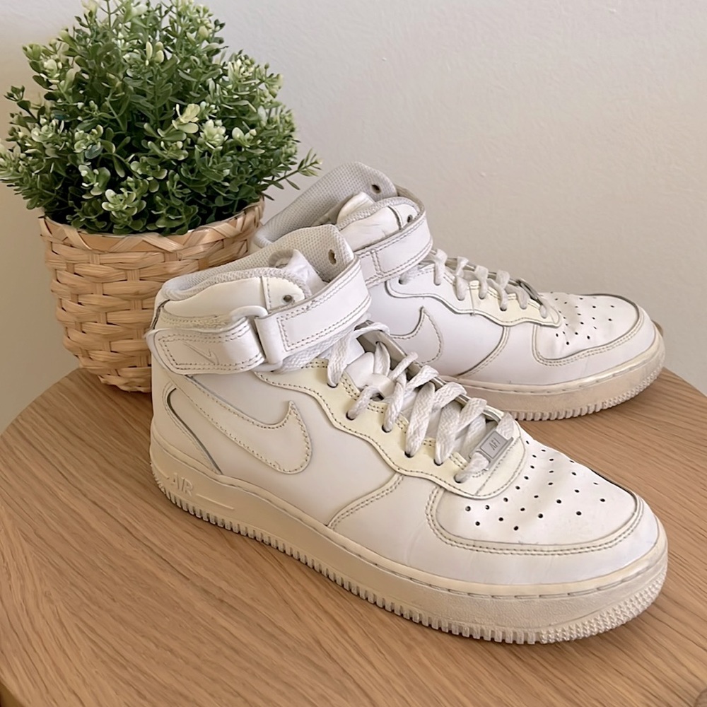 Nike Kids White High-Top Sneakers